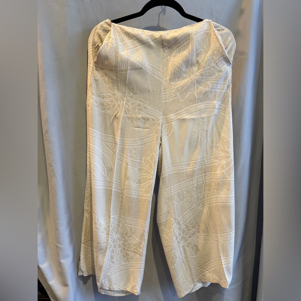 Lez a Lez Elegant Cream Women's Pants Size Small